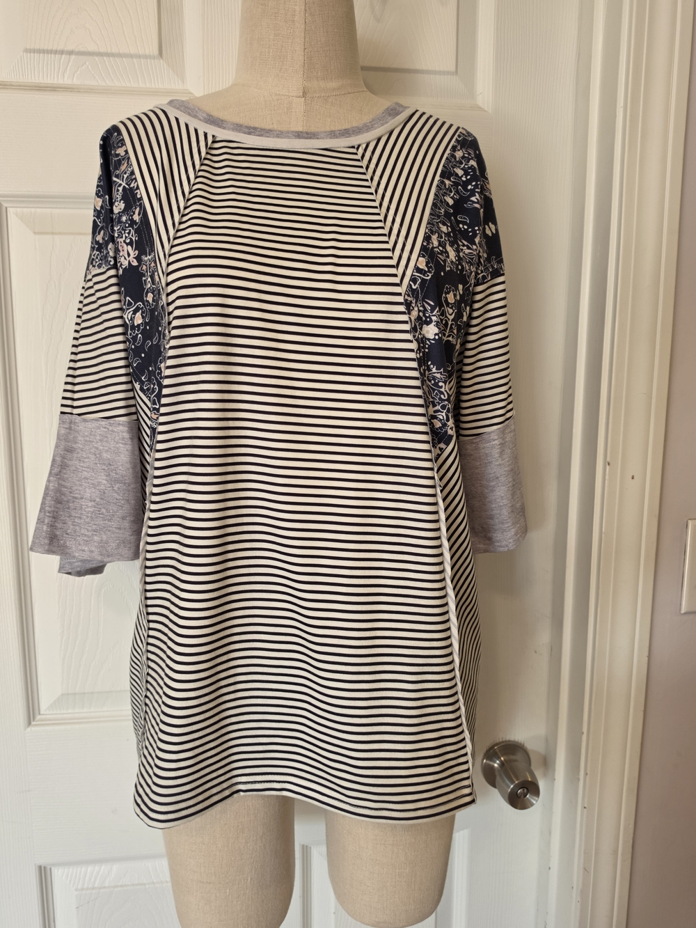 Striped Navy and White Raglan Tunic Dress Size Medium